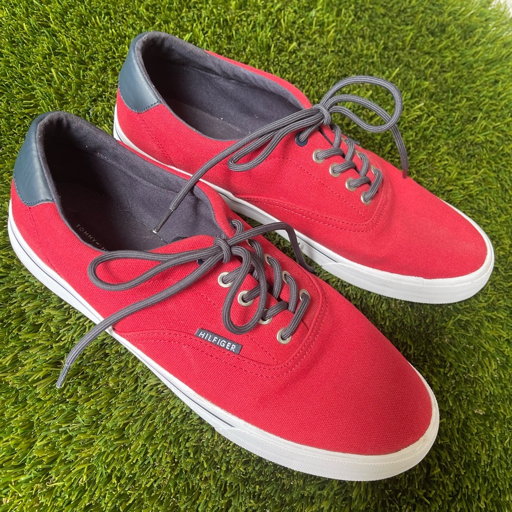 Tommy Hilfiger red Deck Sneakers Men’s Size 12